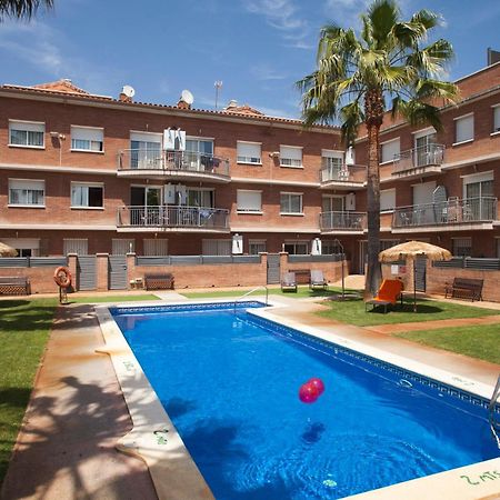 Apartamentos Velor Castelldefels Dış mekan fotoğraf