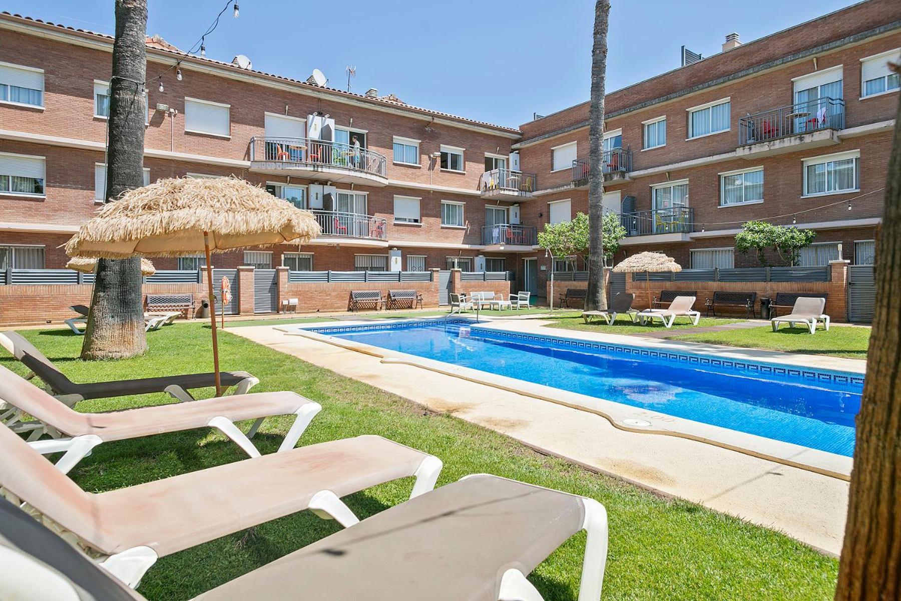 Apartamentos Velor Castelldefels Dış mekan fotoğraf