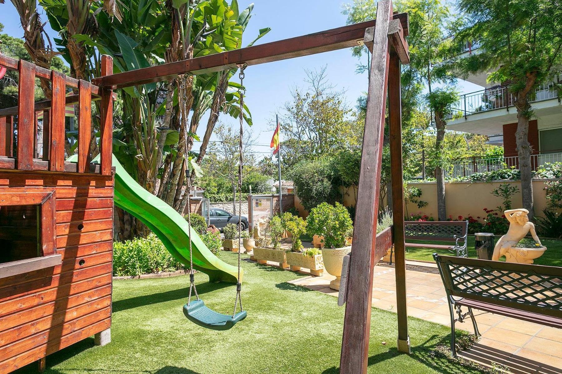 Apartamentos Velor Castelldefels Dış mekan fotoğraf