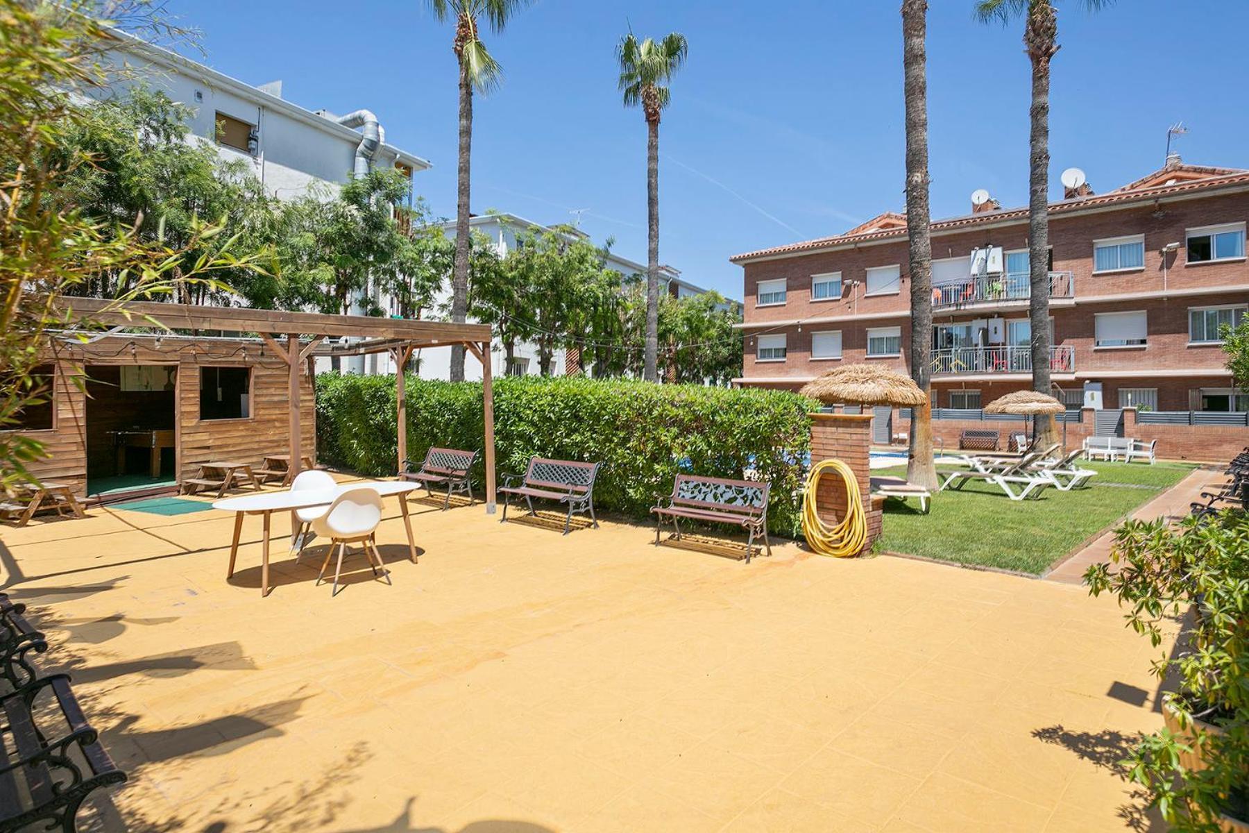 Apartamentos Velor Castelldefels Dış mekan fotoğraf