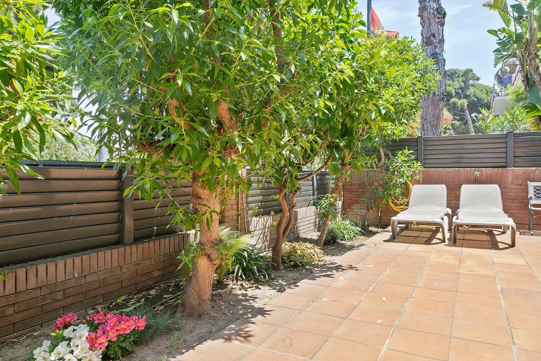 Apartamentos Velor Castelldefels Dış mekan fotoğraf
