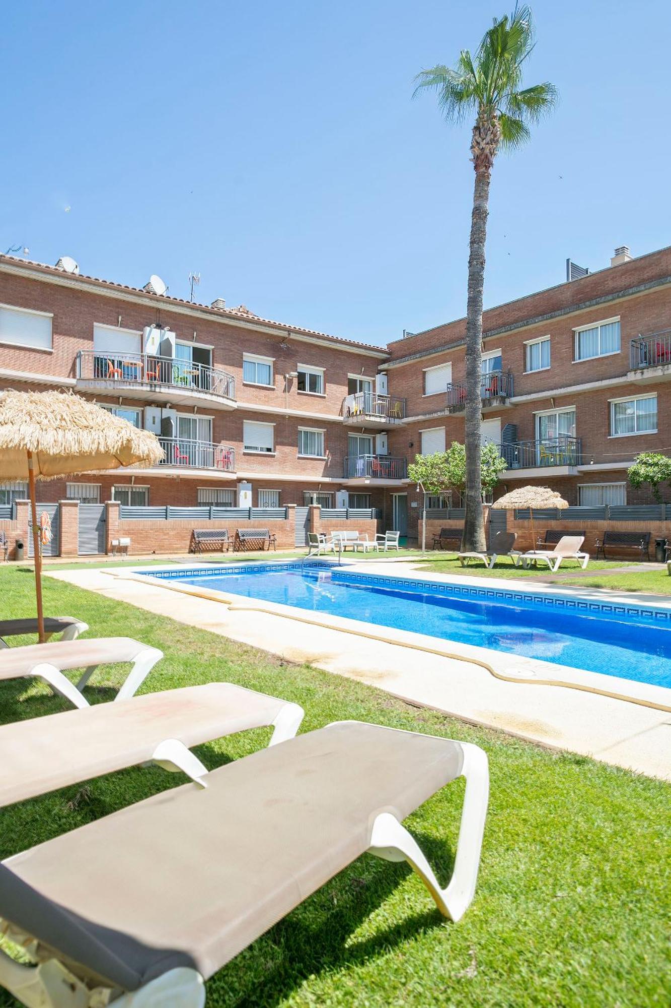 Apartamentos Velor Castelldefels Dış mekan fotoğraf