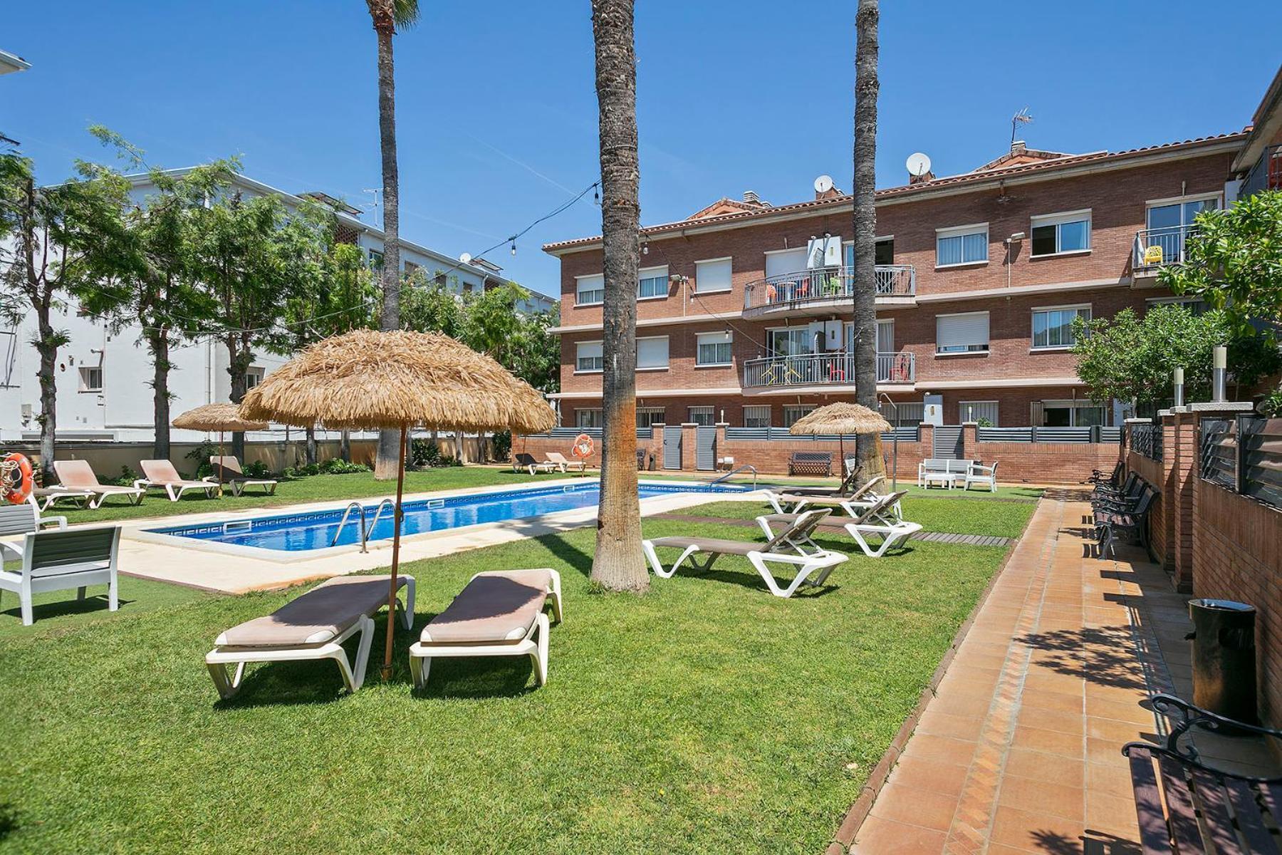 Apartamentos Velor Castelldefels Dış mekan fotoğraf
