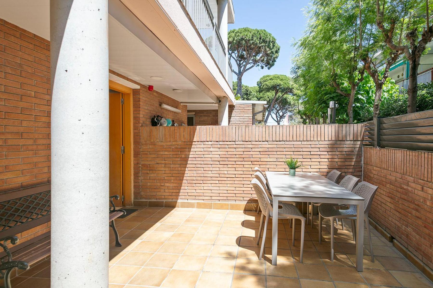 Apartamentos Velor Castelldefels Dış mekan fotoğraf
