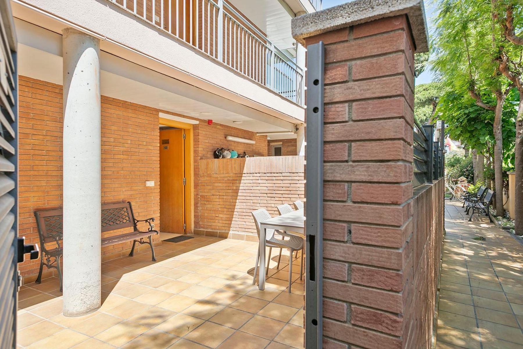 Apartamentos Velor Castelldefels Dış mekan fotoğraf