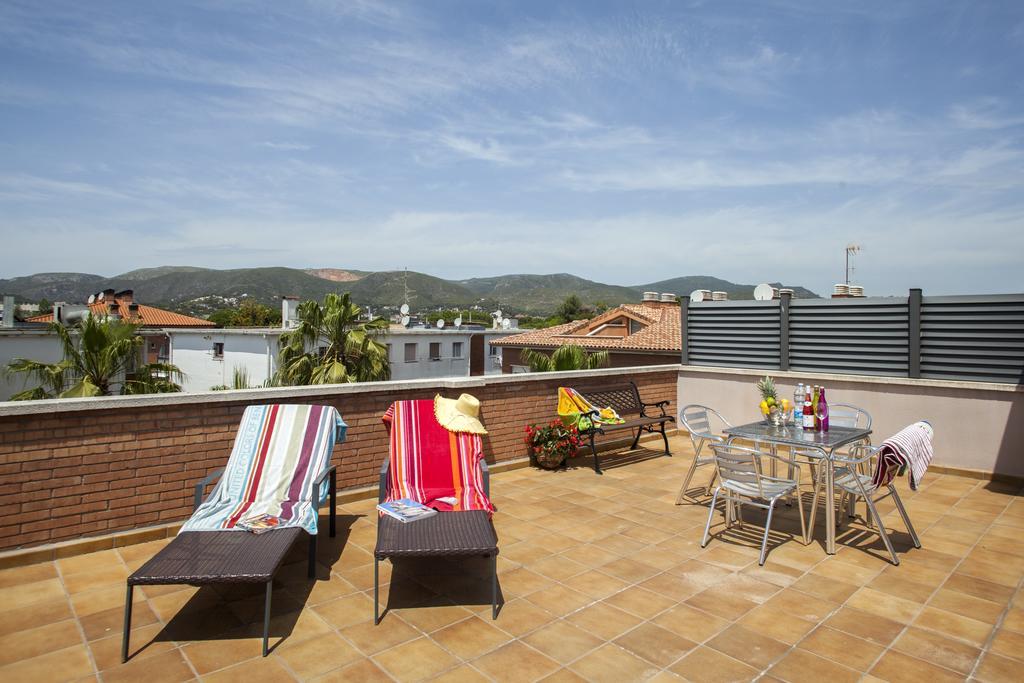 Velor Apartamentos Turisticos Castelldefels Dış mekan fotoğraf